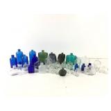 Perfume - 31 Multicolored Perfume/Cologne Bottles