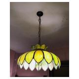 Green / Yellow Slag Glass Flower Clg Lamp.