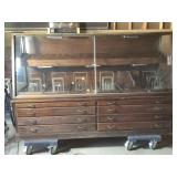 Manhattan Showcase Co. Large Display w/ Dwrs