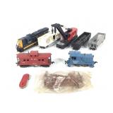 7x HO Engines & Rolling Stock - Atlas, Gilbert