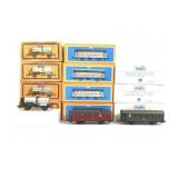 11 VEB Prevo HO German Train Cars
