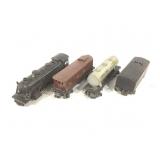 Lionel Pre-War # 1684 Steam Engine + 3 Cars