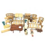 Wood & Plastic Dollhouse Furniture +