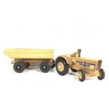 Vero Wood Toy Tractor & Wagon