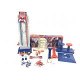 Mattel American Gladiators Wall Joust & 3 Figures+