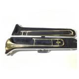 Holton TR602 Student Trombone w Case