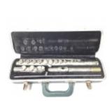 Bundy Selmer Instruments Student Flute w Case