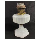 VTG Aladdin Moonstone Corinthian Oil Lamp B-114