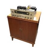 FISHER 800 RECEIVER  IN CONSOLE CABINET