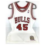 M&N Jordan Bulls Replica Mesh Jersey - 44L