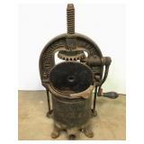 Enterprise #25 Screw Press w/Plate Orig. Paint