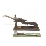 ACME No.1 Iron Stapler + Oblong Arrow Stapler