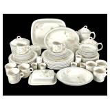 Wedgwood Nasturtium Dinnerware Set 40+