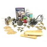 Deco. Coat Hanger Hooks Brackets Wire +++