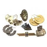 MMA Earrings Seal Hunting Ring & More