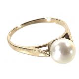 10K Pearl Ring 1.3g TW Sz 4 3/4 7mm