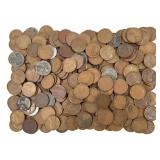 Approx 250 Wheat Back Lincoln Cents in jar
