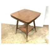 Medium Sized Wood Clawfoot Table