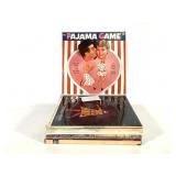 12 LPs + Box Set Muscials And Operas
