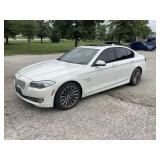 2012 White BMW 550i X-Drive 4D