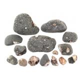 Thomsonite Nodules in Host Rock