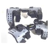 2 New Aryse Knee Braces