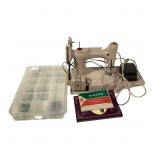 Singer Featherweight 221J Sewing Machine