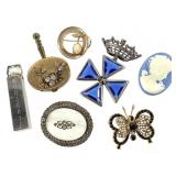 6 Pendants & Pill Box