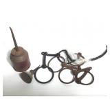 Metal Oil Cans Bits Hook