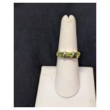 14K Gold Peridot Ring Sz 7  2.9g