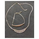 Very Pretty Necklace and Bracelet Set