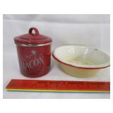 BACON DRIPPINGS & ENAMEL PAN
