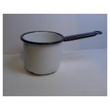 EARLY VOLLRATH WARE ENAMEL MEASURING CUP