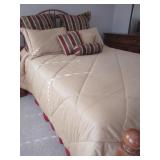COMFORTER SET WITH PILLOWS