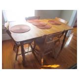 TABLE & CHAIRS 55 X 24 X 29