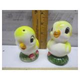 VINTAGE LITTLE CHICKENS SALT & PEPPER