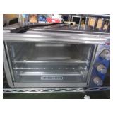 NICE BLACK & DECKER TOASTER OVEN