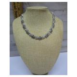 VINTAGE FLOWER RHINESTONE NECKLACE