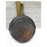 LODGE CAST IRON FRYING PAN