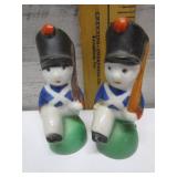 VINTAGE TOY SOLDIER SALT & PEPPER