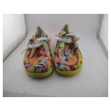 GENTLY USED COLORFUL GEOMETRIC CANVAS SHOES -