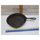 CAST IRON FRYING PAN