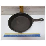 CAST IRON FRYING PAN