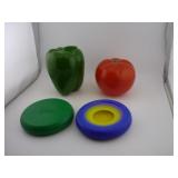 FOOD HUGGERS, TOMATO, & GREEN PEPPER STORAGE