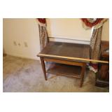 MCM SIDE TABLE 28 X 19.5 X 21 INCHES