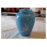 VINTAGE BLUE HAND BLOWN ART GLASS VASE