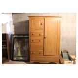 WARDROBE 43 X 22.5 X 72 INCHES