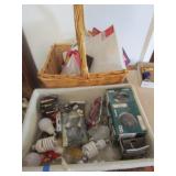 LIGHT BULBS & BOXES