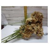 BURLAP FLOWERS
