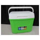 Like new IGLOO Laguna 28 quart ice Chest Cooler